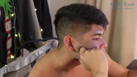 Snapshot of capizzi_ chatting on 12/10/24, 04:27 David Capizzi online show from 12/10/24, 04:27