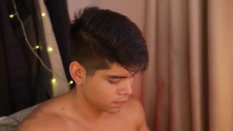 Snapshot of capizzi_ chatting on 12/22/24, 05:56 David Capizzi online show from 12/22/24, 05:56