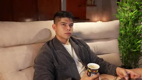 Snapshot of capizzi_ chatting on 10/12/25, 02:43 David Capizzi online show from 10/12/25, 02:43