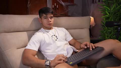 Snapshot of capizzi_ chatting on 11/02/25, 05:15 David Capizzi online show from 11/02/25, 05:15