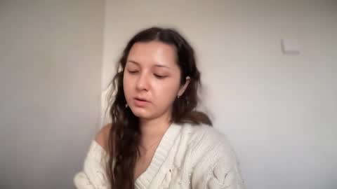 Emma online show from 11/12/25, 08:15