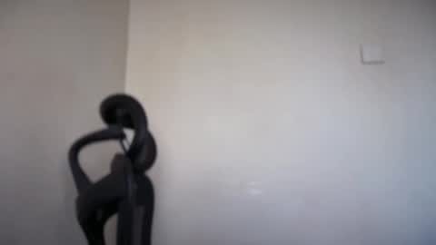 Emma online show from 03/09/26, 06:39