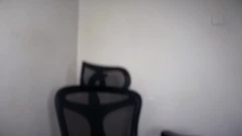 Emma online show from 03/19/26, 07:01