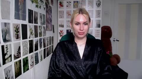 Snapshot of capricious00scorpio chatting on 04/16/26, 01:23 Capricious Scorpio Afa online show from 04/16/26, 01:23