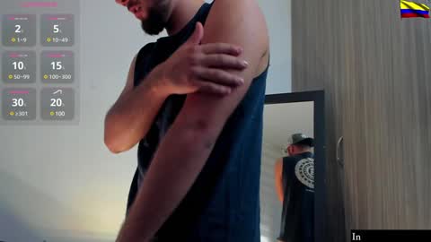 Snapshot of caprywilliams chatting on 12/12/24, 08:21 caprywilliams online show from 12/12/24, 08:21