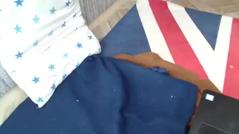 Captain online show from 10/25/25, 01:29