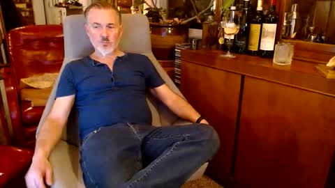 Snapshot of captian_rich chatting on 12/19/25, 02:18 captian_rich online show from 12/19/25, 02:18