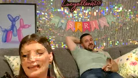 Cara and Cole online show from 05/03/26, 03:56