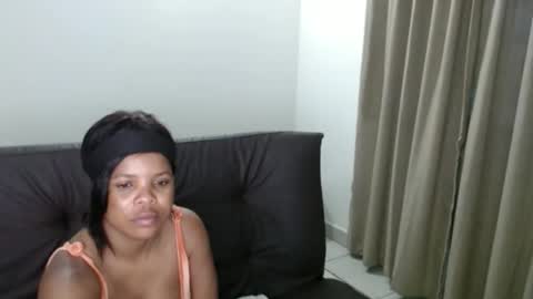 Snapshot of caramelbbe chatting on 09/20/25, 07:15 fifi online show from 09/20/25, 07:15