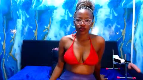 caramelchoco69 online show from 05/18/26, 05:30