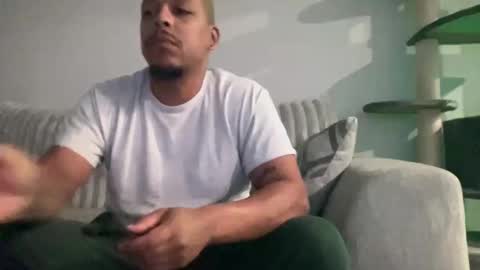 caramelizedzeus online show from 10/20/25, 01:06