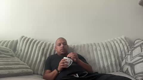 caramelizedzeus online show from 11/12/25, 03:45