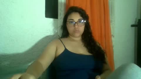 Snapshot of caramelo945256 chatting on 05/29/26, 09:29 LILI online show from 05/29/26, 09:29