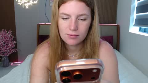 Lana online show from 04/10/26, 03:12