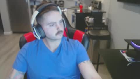 Snapshot of cardi_beans chatting on 01/21/25, 06:54 cardi_beans online show from 01/21/25, 06:54