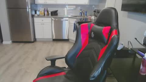 Snapshot of cardi_beans chatting on 02/12/25, 08:16 cardi_beans online show from 02/12/25, 08:16