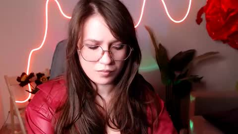 Snapshot of care_sensual chatting on 05/28/26, 07:11 Mary online show from 05/28/26, 07:11
