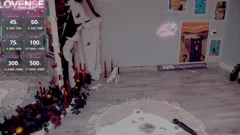 Snapshot of careful_i_bite chatting on 11/09/25, 06:12 NONA follow online show from 11/09/25, 06:12