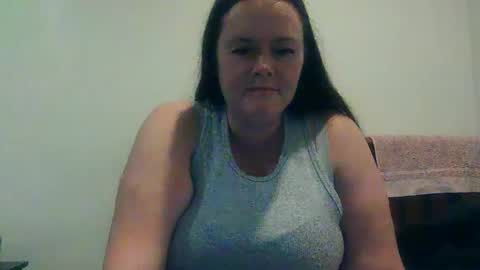 carinabro10 online show from 09/28/25, 05:24