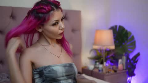  Carina  online show from 04/05/26, 08:50