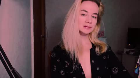 Carin online show from 09/18/25, 03:41