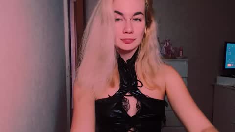 Carin online show from 11/05/25, 06:08