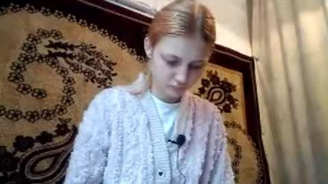 Kira online show from 05/12/26, 02:52