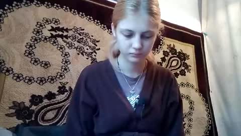 Kira online show from 05/13/26, 02:53