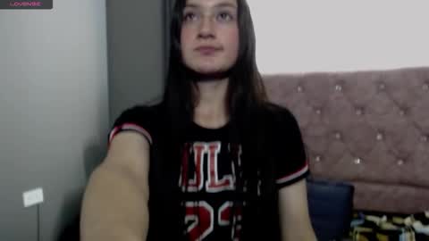 Carito online show from 12/17/25, 03:45