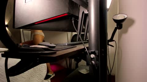 Snapshot of carla_and_robert chatting on 01/07/25, 04:29 carla and robert online show from 01/07/25, 04:29