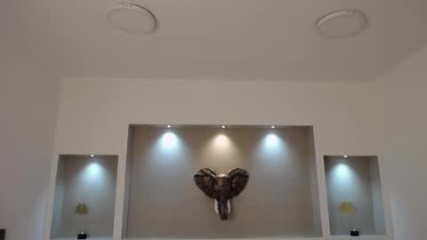 Snapshot of carla_and_robert chatting on 02/09/25, 01:14 carla and robert online show from 02/09/25, 01:14