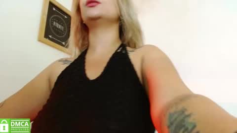 Snapshot of carla_beer chatting on 10/02/25, 11:17 Carla online show from 10/02/25, 11:17