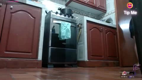 Snapshot of carlajames_1 chatting on 02/12/25, 12:27 carlajames_1 online show from 02/12/25, 12:27