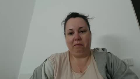 Carlaruth online show from 04/08/26, 03:06