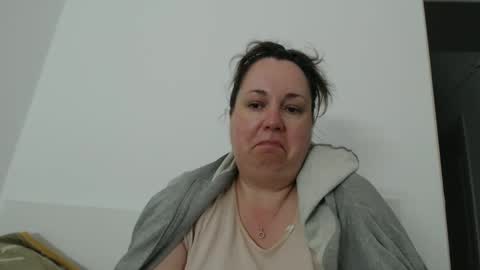 Carlaruth online show from 04/09/26, 03:17