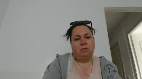 Carlaruth online show from 04/13/26, 04:40