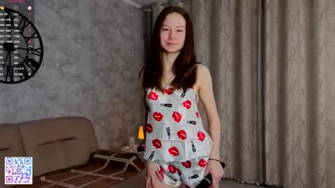 Snapshot of carleenalfredo chatting on 04/11/26, 06:12 Kate - online show from 04/11/26, 06:12