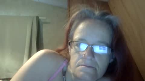 carleeswoman08 online show from 05/11/26, 11:16
