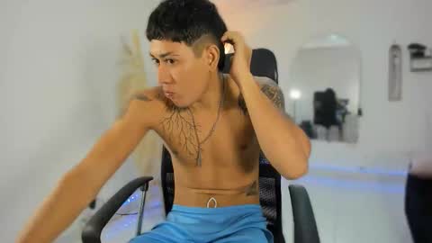 Snapshot of carlitosex09 chatting on 11/24/25, 12:49 master online show from 11/24/25, 12:49