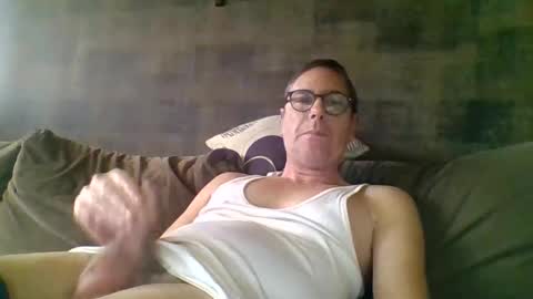 carlonebraska112233 online show from 04/22/26, 04:19