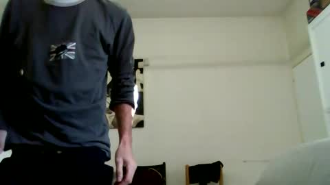 Carlos online show from 11/18/25, 09:36