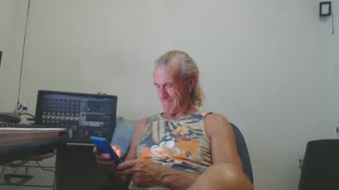 carlos online show from 02/09/26, 09:52