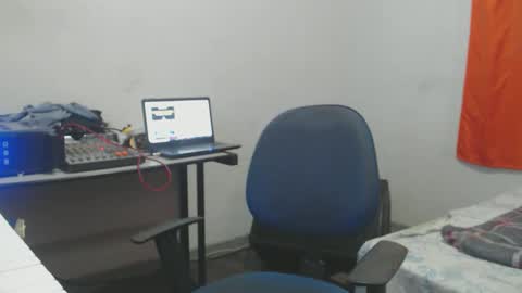 carlos online show from 04/30/26, 10:47