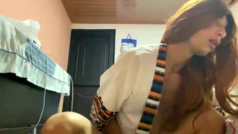 Snapshot of carlosdr10 chatting on 12/03/24, 05:53 LisaGreyson online show from 12/03/24, 05:53