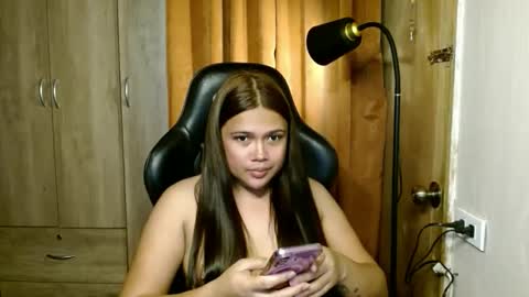Carla online show from 10/25/25, 02:46