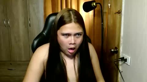 Carla online show from 11/03/25, 07:48