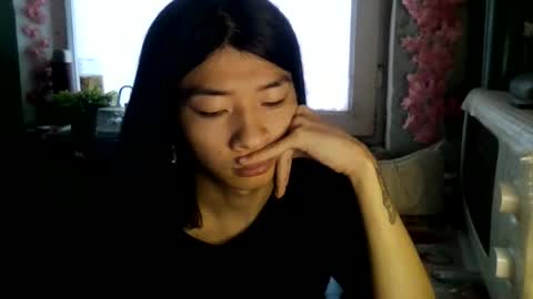 CarlyJoy online show from 12/03/25, 11:30