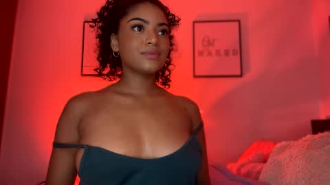 Littlecarly  online show from 03/02/25, 01:15