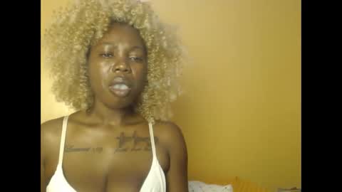 Snapshot of carlyscoop chatting on 04/02/26, 07:55 carlyscoop online show from 04/02/26, 07:55