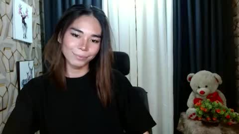 Snapshot of carmellawizardcumx chatting on 11/18/25, 03:23 carmellawizardcumx online show from 11/18/25, 03:23